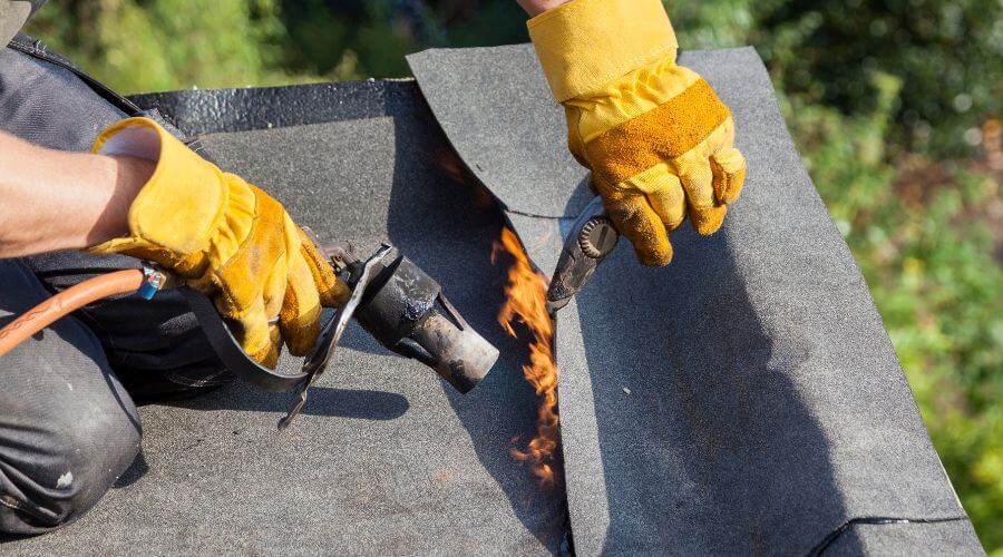 Professional gutter cleaning in Zeeland, MI